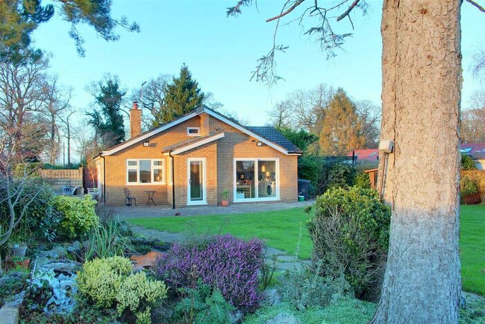 3 Bedroom Detached Bungalow For Sale In Tylers Causeway, Newgate Street, Hertford, SG13