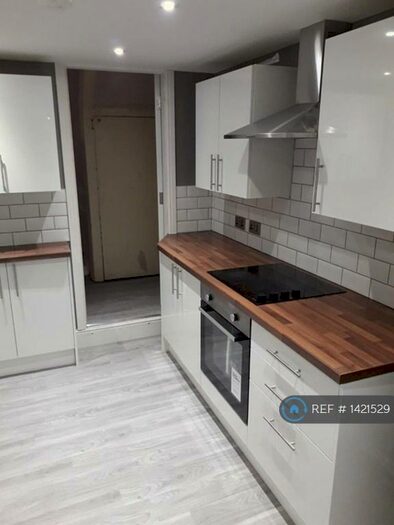 4 Bedroom Terraced House To Rent In Blaydes Street, Hull, HU6