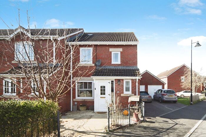 3 Bedroom End Terrace House For Sale In Burge Crescent, Cotford St. Luke, Taunton, TA4