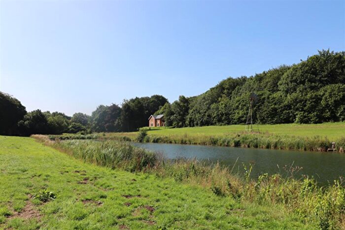 3 Bedroom Detached House For Sale In Thorpe-Le-Vale, Ludford, LN8