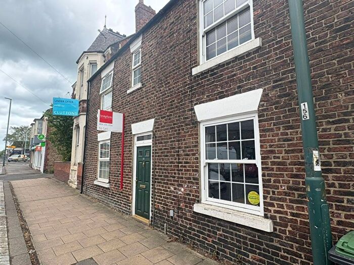 2 Bedroom Property To Rent In Gilesgate, Durham, DH1