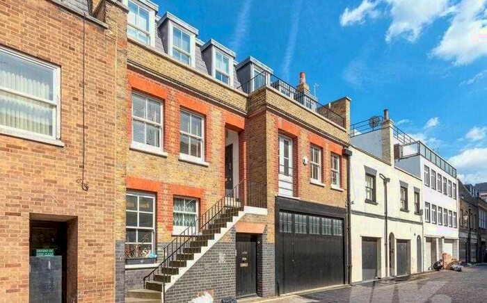 1 Bedroom Flat To Rent In Weymouth Mews, London, W1G