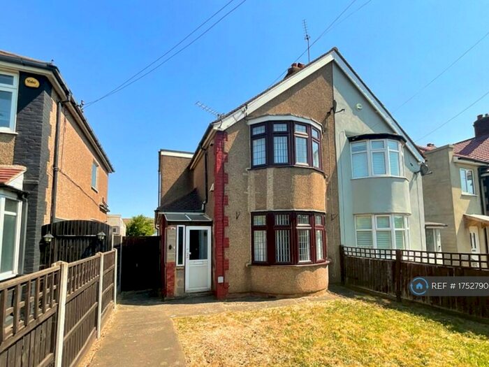 2 Bedroom Semi-Detached House To Rent In East Rochester Way, Sidcup, DA15