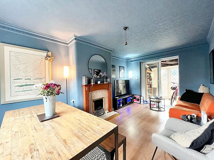 3 Bedroom Terraced House For Sale In Hartington Road, Eccles, M30