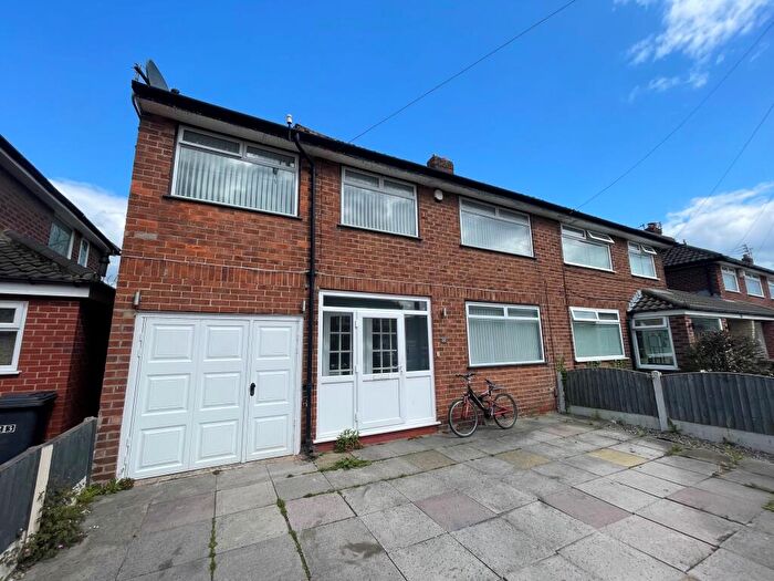 5 Bedroom Semi-Detached House To Rent In Kendal Drive, Maghull, L31