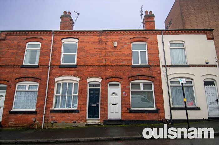 2 Bedroom Terraced House To Rent In Rochester Road, Birmingham, West Midlands, B31