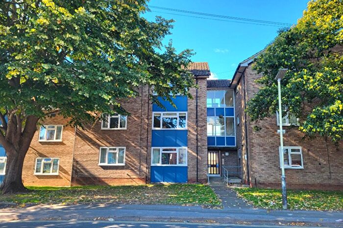 1 Bedroom Flat For Sale In Elm Street, Cheltenham, Gloucestershire, GL51