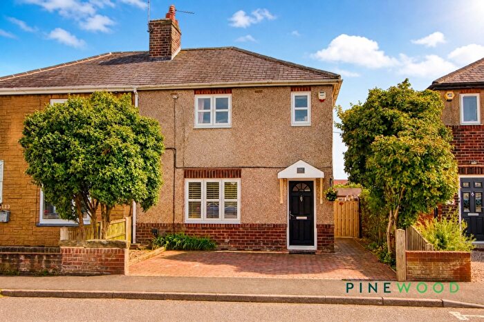 3 Bedroom Semi-Detached House For Sale In Boughton Lane, Clowne, S43