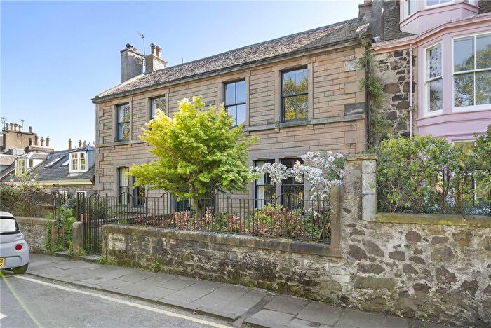 4 Bedroom Terraced House For Sale In St. Leonards Bank, Newington, Edinburgh, Midlothian, EH8