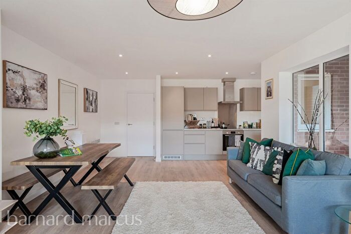 1 Bedroom Flat For Sale In Purley Downs Road, South Croydon, CR2