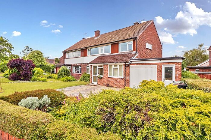 5 Bedroom Semi Detached House For Sale In Weatherbury Way, Dorchester, DT1