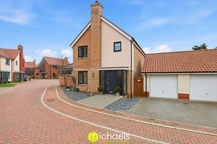 3 Bedroom Detached House For Sale In Kiln Road, Ardleigh, Colchester, CO7