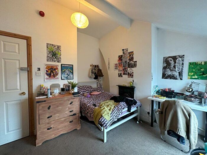 8 Bedroom Semi-Detached House To Rent In Derby Road - Fallowfield - £ Pppw, M14