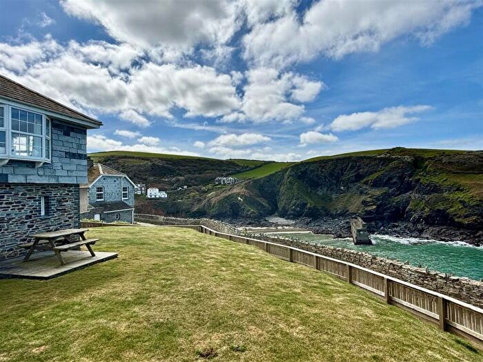 2 Bedroom Semi-Detached House For Sale In Port Isaac, PL29