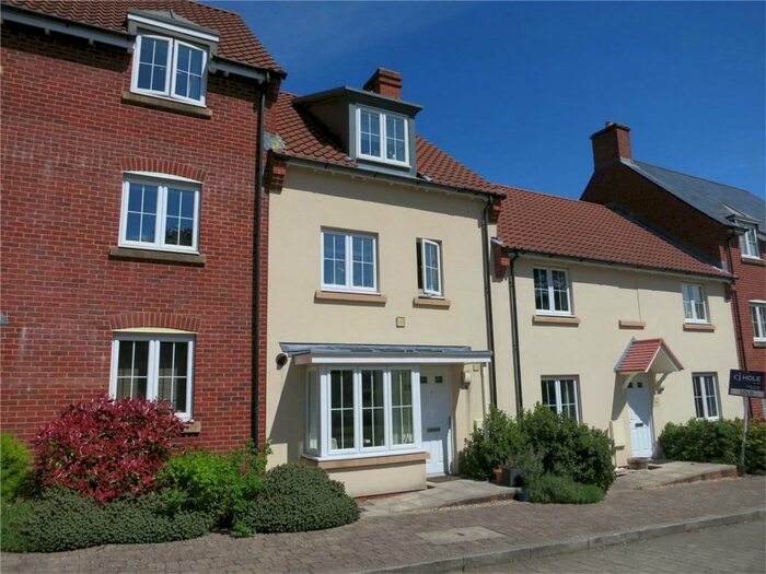 4 Bedroom Terraced House To Rent In Viburnum Road, Hortham Village, Bristol, BS32