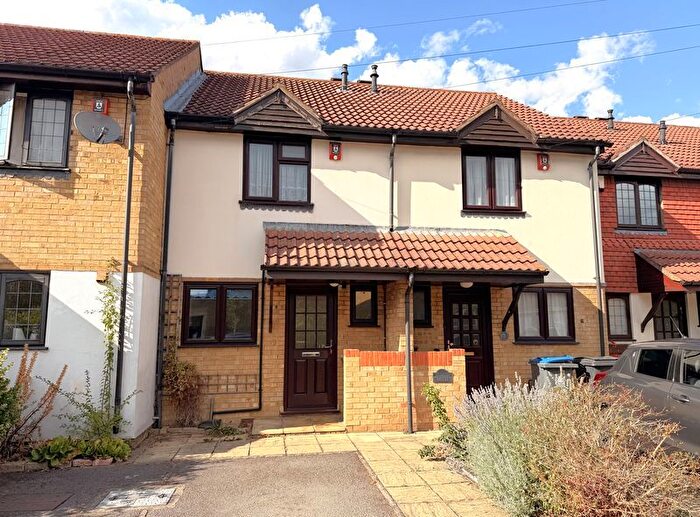 2 Bedroom Terraced House For Sale In Cavendish Road, New Malden, KT3