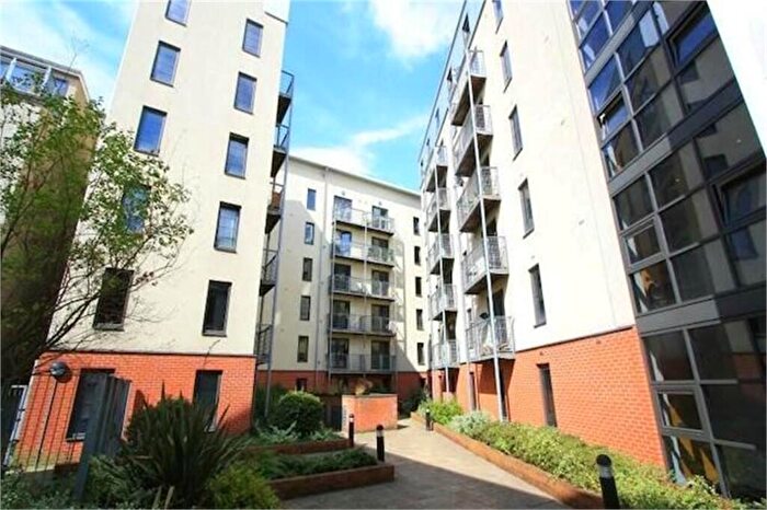 2 Bedroom Flat To Rent In Derby Road, Canning Circus, NG7