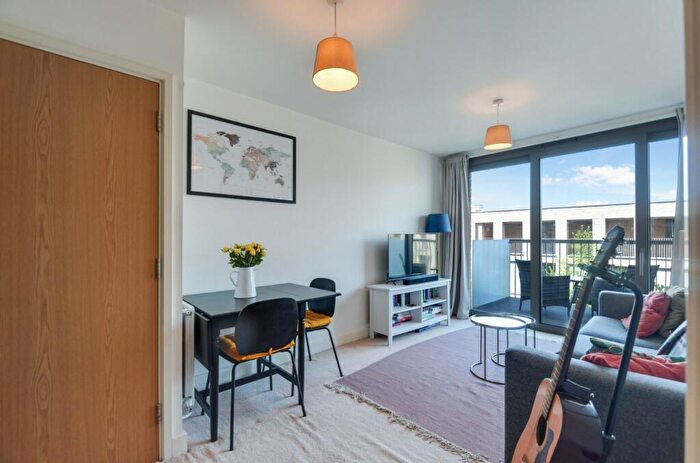 1 Bedroom Apartment For Sale In Booth Road, London, Greater London, E16