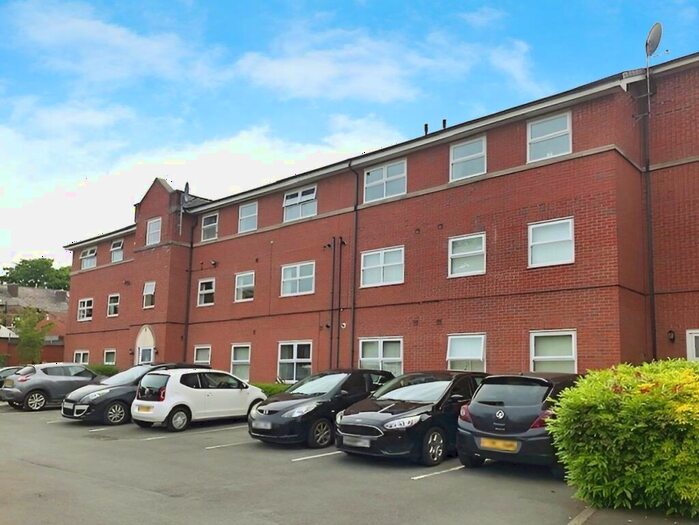 2 Bedroom Flat To Rent In Atkin Street, Worsley, Manchester, Greater Manchester, M28