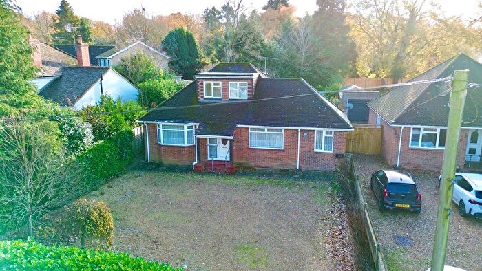 3 Bedroom Bungalow For Sale In Nine Mile Ride, Finchampstead, Wokingham, Berkshire, RG40