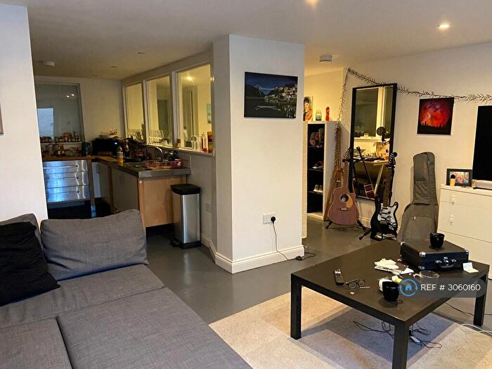 1 Bedroom Flat To Rent In The Old Post Office, Bristol, BS6