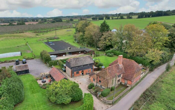 4 Bedroom Equestrian Facility For Sale In Chegworth Road, Harrietsham, Maidstone, Kent, ME17