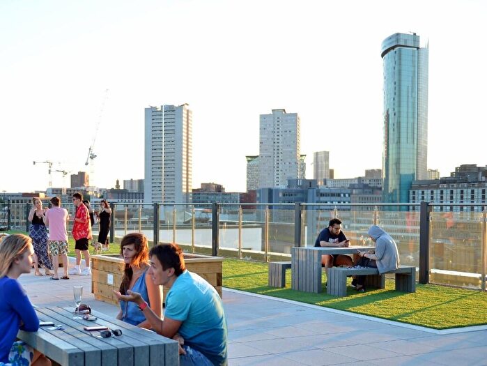 2 Bedroom Apartment To Rent In Apartment, The Forum, Pershore Street, Birmingham, B5