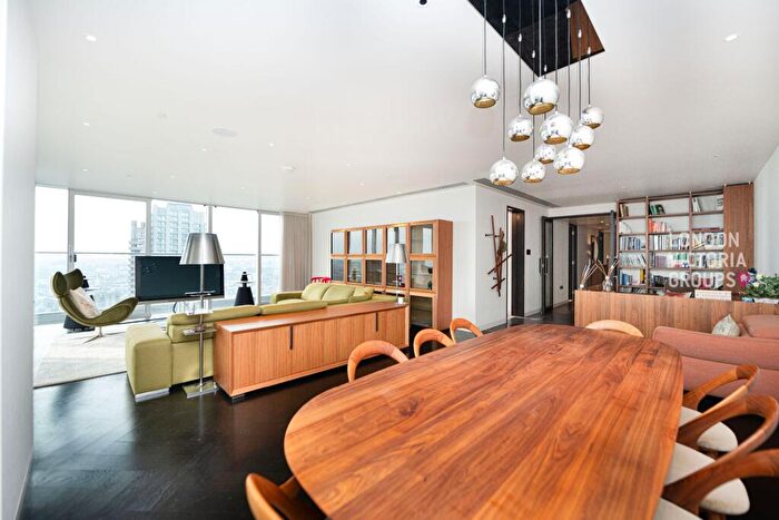 3 Bedroom Apartment To Rent In The Heron, Moor Lane, London, EC2Y