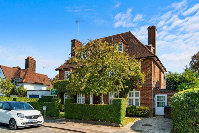 5 Bedroom Detached House To Rent In Hampstead Way, Hampstead Garden Suburb, NW11
