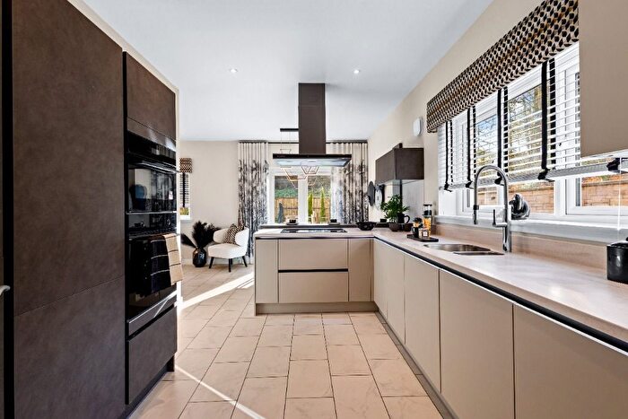 4 Bedroom Detached House For Sale In Thomas Howie Drive, Dunlop, East Ayrshire, KA3