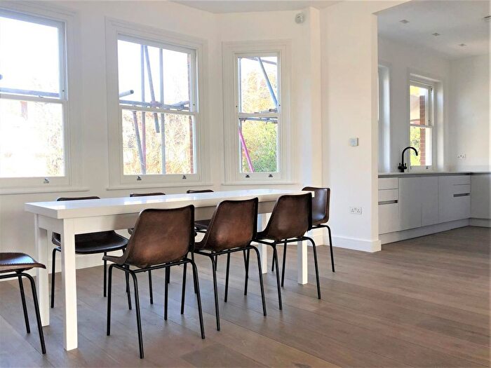 4 Bedroom Flat For Sale In A Frognal Lane, London, NW3