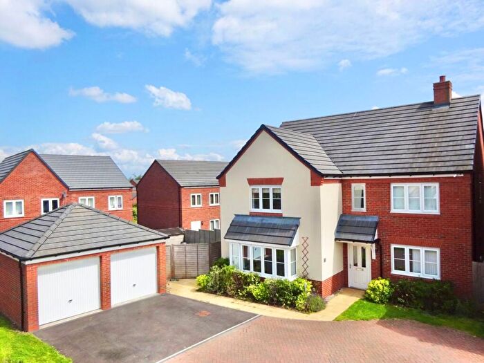 5 Bedroom Detached House For Sale In Blossom Grove, Edleston, CW5