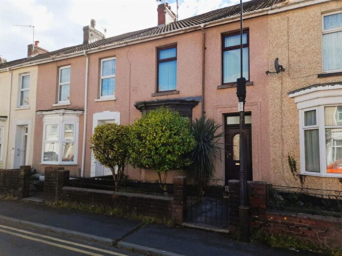 3 Bedroom Terraced House For Sale In Coldstream Street, Llanelli, SA15