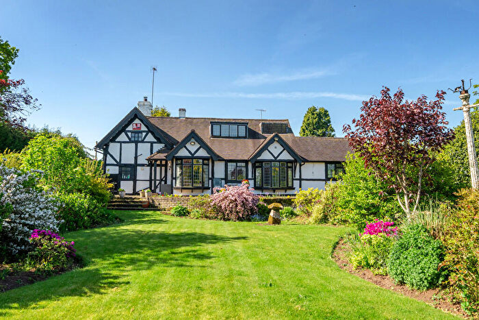 2 Bedroom Cottage For Sale In The Cottage, Mustow Green, DY10