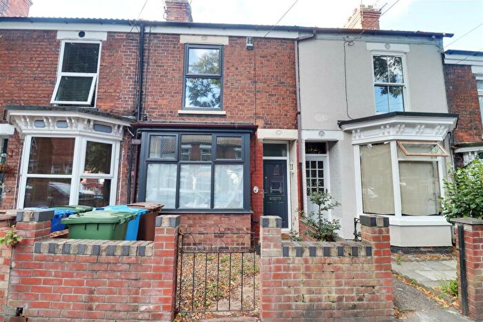 3 Bedroom Terraced House For Sale In Westbourne Grove, Hessle, HU13