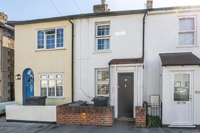 2 Bedroom Terraced House For Sale In West Street, Croydon, CR0