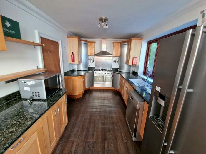 8 Bedroom Detached House To Rent In Sparkford Road, Winchester, SO22