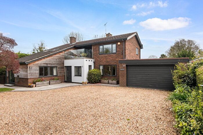 4 Bedroom Detached House For Sale In Harwood, Broadheath Common, Lower Broadheath, Worcester., WR2