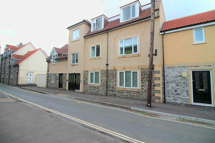 2 Bedroom Flat To Rent In Flat C, Cemetery Road, Totterdown, Bristol, BS4