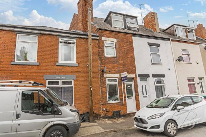 2 Bedroom Terraced House For Sale In Derby Street, Mansfield, NG18