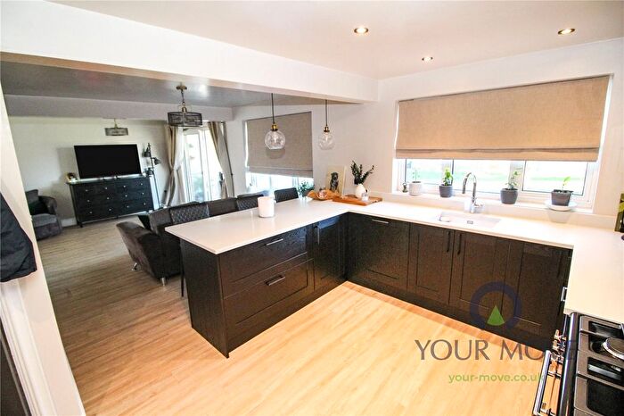 4 Bedroom Detached House For Sale In Westrope Way, Bedford, Bedfordshire, MK41