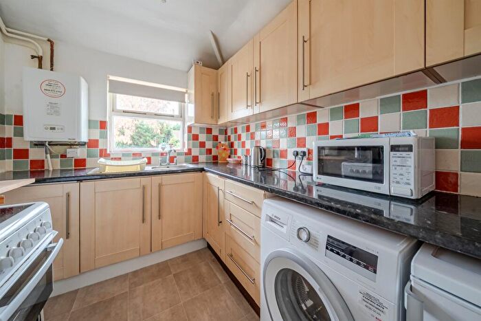 1 Bedroom Maisonette For Sale In Ray Park Road, Maidenhead, SL6