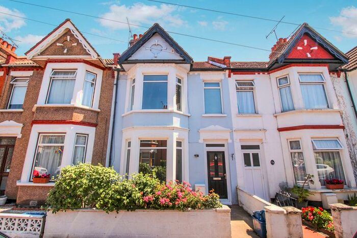 3 Bedroom Terraced House To Rent In Beaufort Street, Southchurch Village, SS2