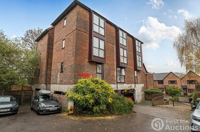 Studio For Sale In Bilberry Court, Staple Gardens, Winchester, SO23