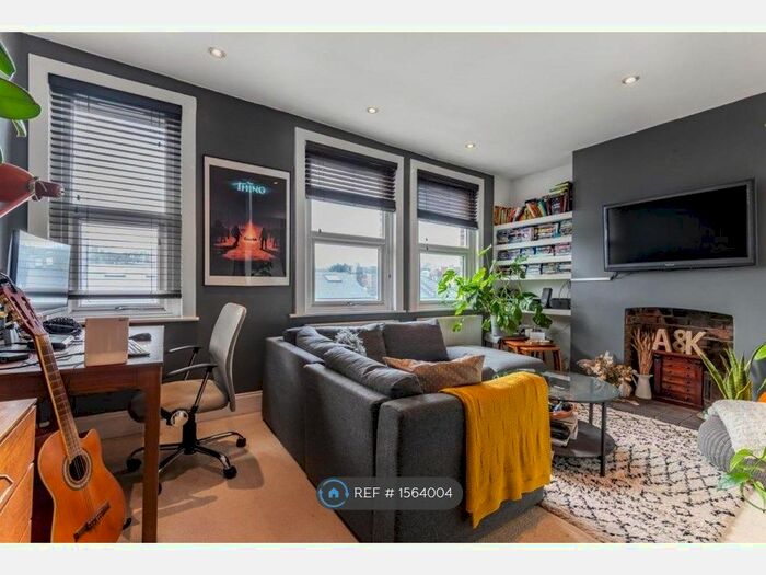 1 Bedroom Flat To Rent In Park Road, London, N8