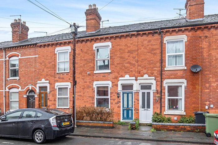 2 Bedroom Terraced House For Sale In Southfield Street, Worcester., WR1