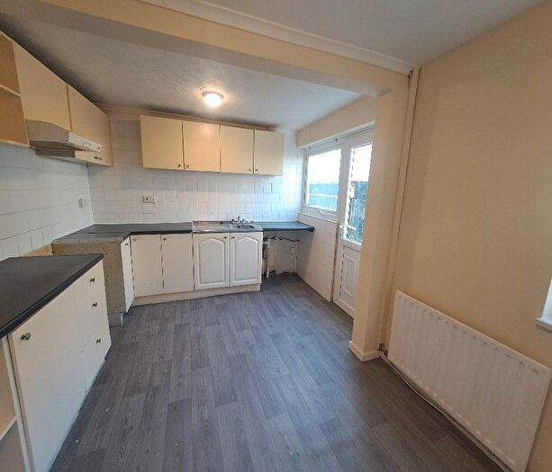 3 Bedroom Semi-Detached House To Rent In Derwent Place, Newton Aycliffe, DL5