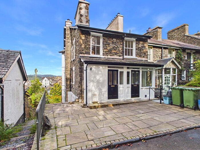 1 Bedroom Flat For Sale In B Craig Walk, Bowness-on-Windermere, LA23