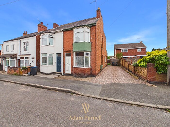 3 Bedroom Semi-detached House For Sale In Byron Street, Earl Shilton, LE9