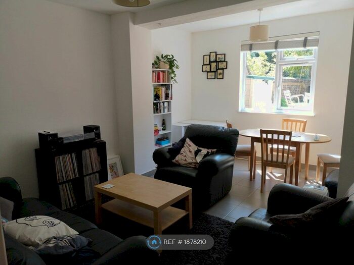 1 Bedroom Flat To Rent In Tufnell Park Road, London, N7